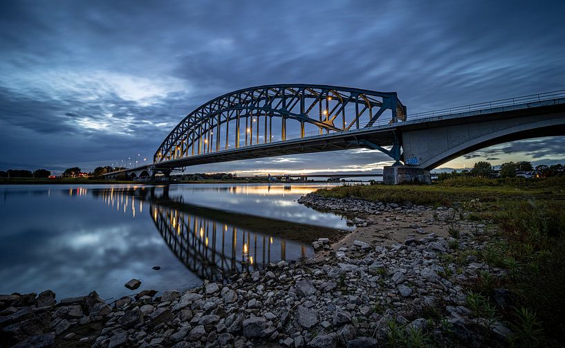 Sunset at the Ijsselbrug in Zwolle. by Claudio Duarte