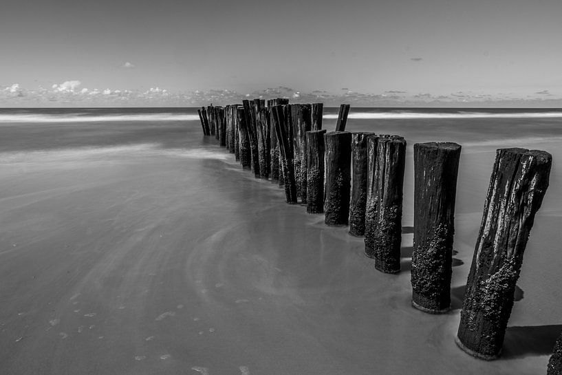 breakwater in black and white by peterheinspictures
