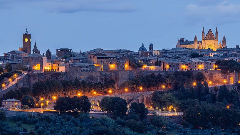 Orvieto après le coucher du soleil par Henk Meijer Photography