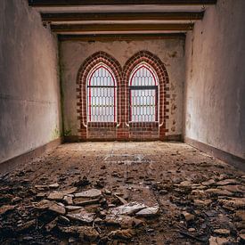 Abandoned Monastery van Sonny Vermeer