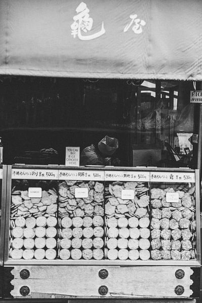 Asakusa: The Heart of Old Tokyo by Ken Tempelers