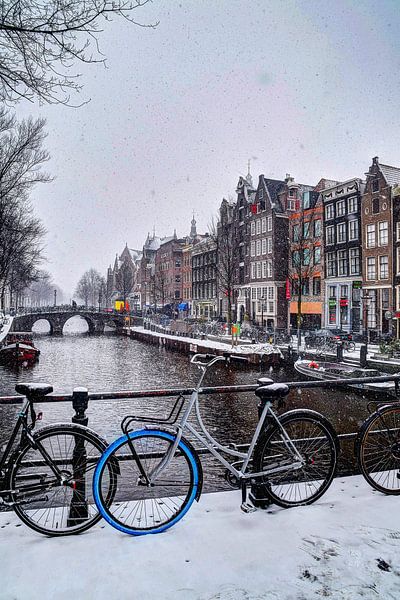 Amsterdam Winter Oudezijds Voorburgwal von Hendrik-Jan Kornelis