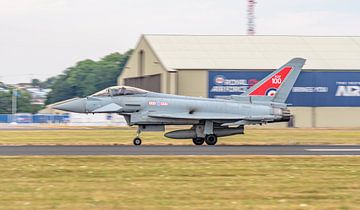 Royal Air Force Typhoon Display Team 2018. van Jaap van den Berg