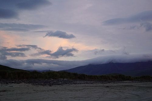 Het strand van Fermoyle is een zandstrand bij het dorp Cloghane.