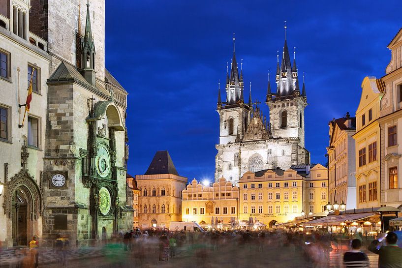 Prag Teynkirche mit Astronimischer Uhr von Thomas Rieger