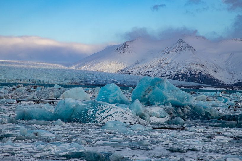 Landscape Iceland, Jökulsárlón and Diamond Beach by Gert Hilbink