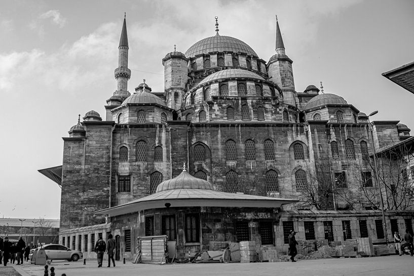 Istanbul New Mosque by Humeyra Bagci