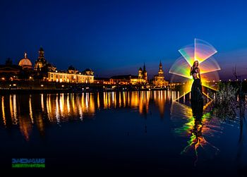 Mädchen am Elbflorenz II