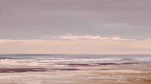 Des vagues tranquilles sous une lumière grise