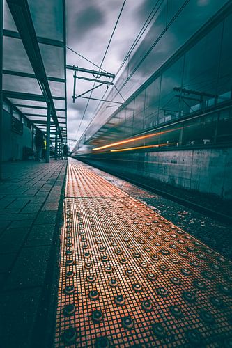 Wachten op de trein.
