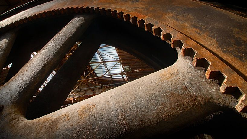 Monument des industriellen Ruhms | Verlassene Kraftmaschine von Frens van der Sluis