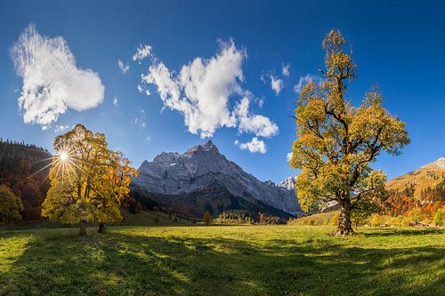 Autumn in the big Ahornboden