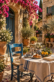 Der blaue Stuhl in einem italienischen Innenhof von Dodik Hariyono