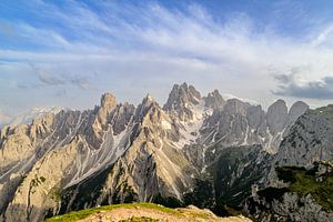 Blick auf die Cadini di Misurina in den Dolomiten während des Frühlings