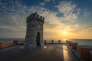Der Leuchtturm auf der Piazza Bovio in Piombino