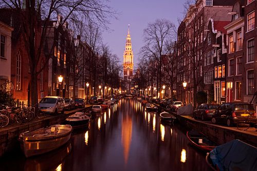 Zuiderkerk in Amsterdam Nederland bij zonsondergang
