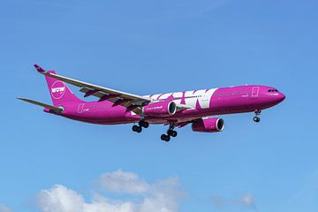 Airbus A330-300 (TF-WOW) van WOW Air. van Jaap van den Berg