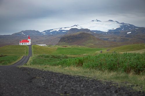 Route vers Ingjaldshólskirkja en Islande sur Ken Costers