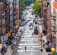 New York, Manhattan Chinatown en de skyline van het zakengedeelte van Manhattan
