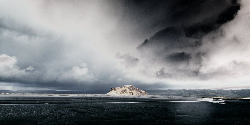 Thorsmork by Henk Leijen