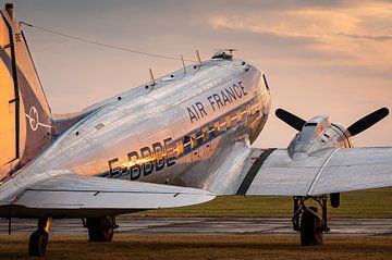 Air France Douglas DC-3 bij zonsondergang van KC Photography
