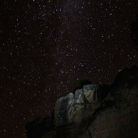 Starry sky and Milky Way at the Grand Canyon by Moniek Kuipers