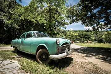 Cuban car by Rick van Oers