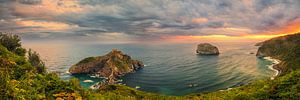 Panorama und Sonnenaufgang in San Juan de Gaztelugatxe, Baskenland