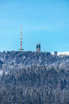 Korte winterwandeling rond de besneeuwde Inselsberg bij Brotterode - Thüringen - Duitsland van Oliver Hlavaty