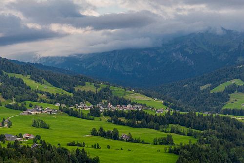 Prachtige verkenningstocht door het alpenland van Oostenrijk.