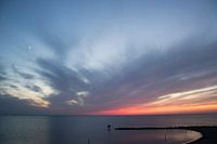 Zonsondergang boven het IJsselmeer 