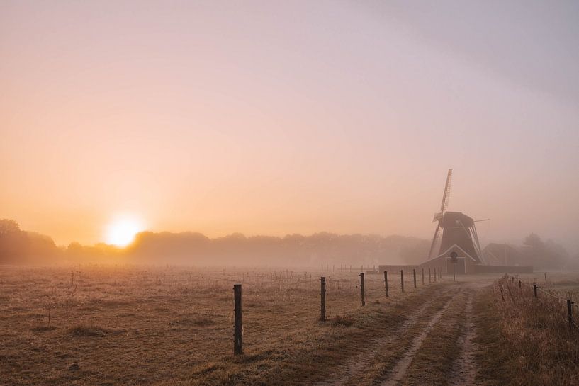 Foggy sunrise - The Old Mill - serene and quiet - pastel by Wandeldingen