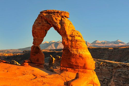 Delicate Arch at sunset, Arches National Park, Utah, USA