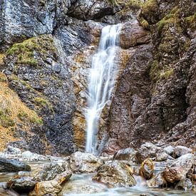 Atemberaubende Alpenlandschaften: majestätische Gipfel, klare Seen und pure Naturmomente – zeitlose Motive der Bergwelt. von Miriam Schwarzfischer Fotografie