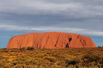 Uluru (Ayers Rock) van Inge Hogenbijl