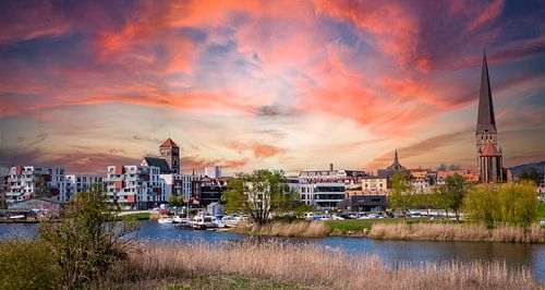 Skyline van de Hanzestad Wismar aan de Oostzeekust in de deelstaat Mecklenburg-Vorpommern