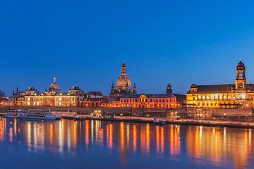 Dresden at night van Gunter Kirsch