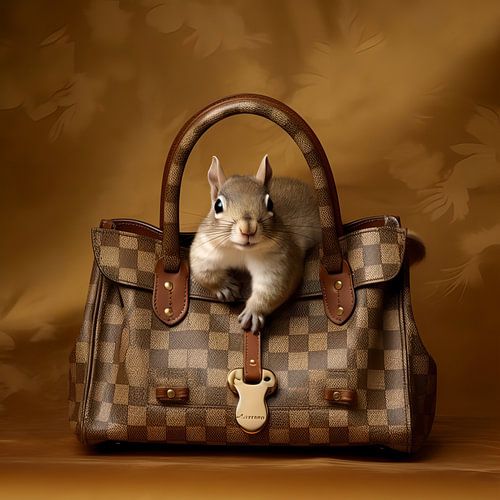 Eekhoorn met handtas