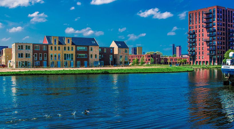 Aan de Waterkant  by Freddie de Roeck