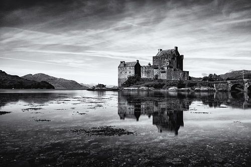 Eilean Donan Castle, Scotland by Bibi Veth