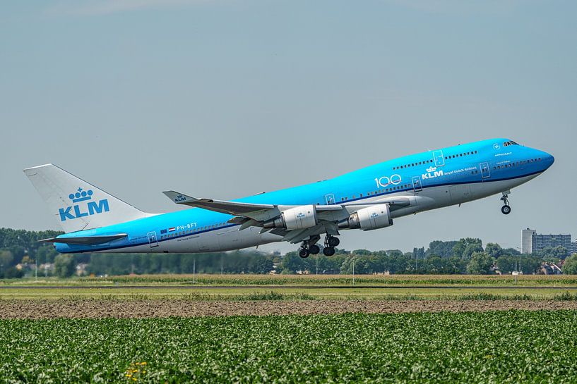 Take-off KLM Boeing 747-400 &quot;City of Tokyo&quot; (PH-BFT). by Jaap van den Berg