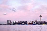 Fleuve, quay et tour a Rotterdam par Frans Blok Aperçu