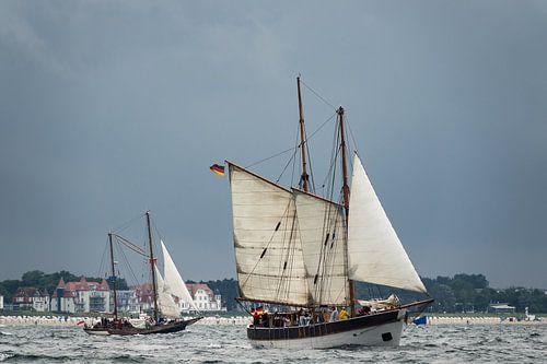 Segelschiffe auf der Ostsee vor Warnemünde