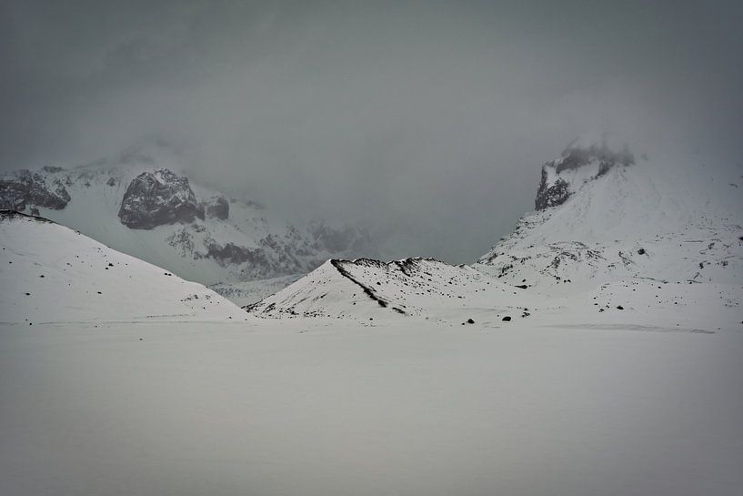 Winters kijkje op Kviárjökull gletsjer in IJsland van Henry Oude Egberink