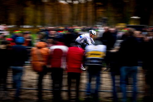 Aardbeiencross Thibau Nys van Herbert Huizer