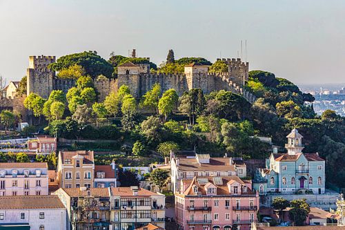 Castelo de Sao Jorge in Lissabon van Werner Dieterich