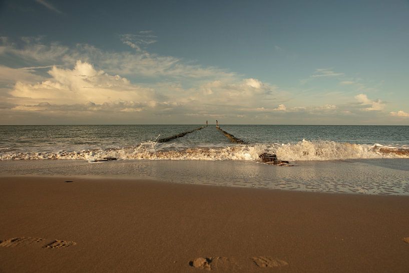 Zeeland beach at Oostkapelle by anne droogsma