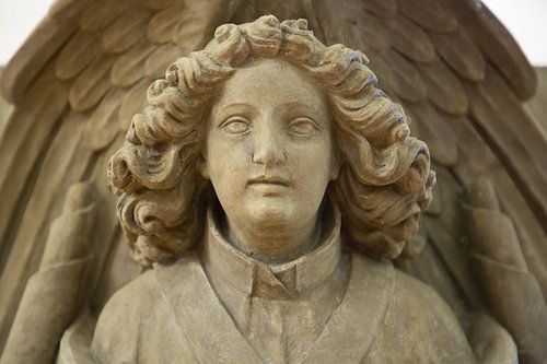 Head of a woman or an angel