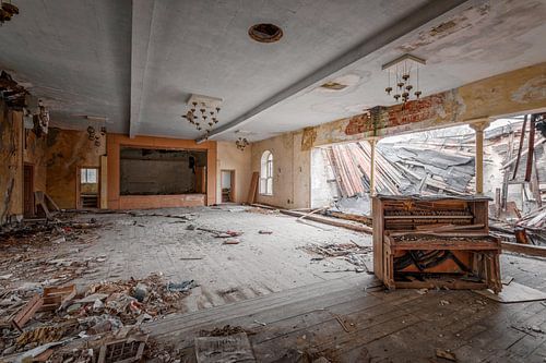 Lost Place - Abandoned Piano