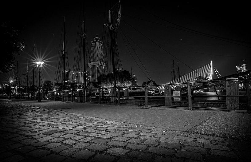 Rotterdam by night by Dirk Keij-Bron